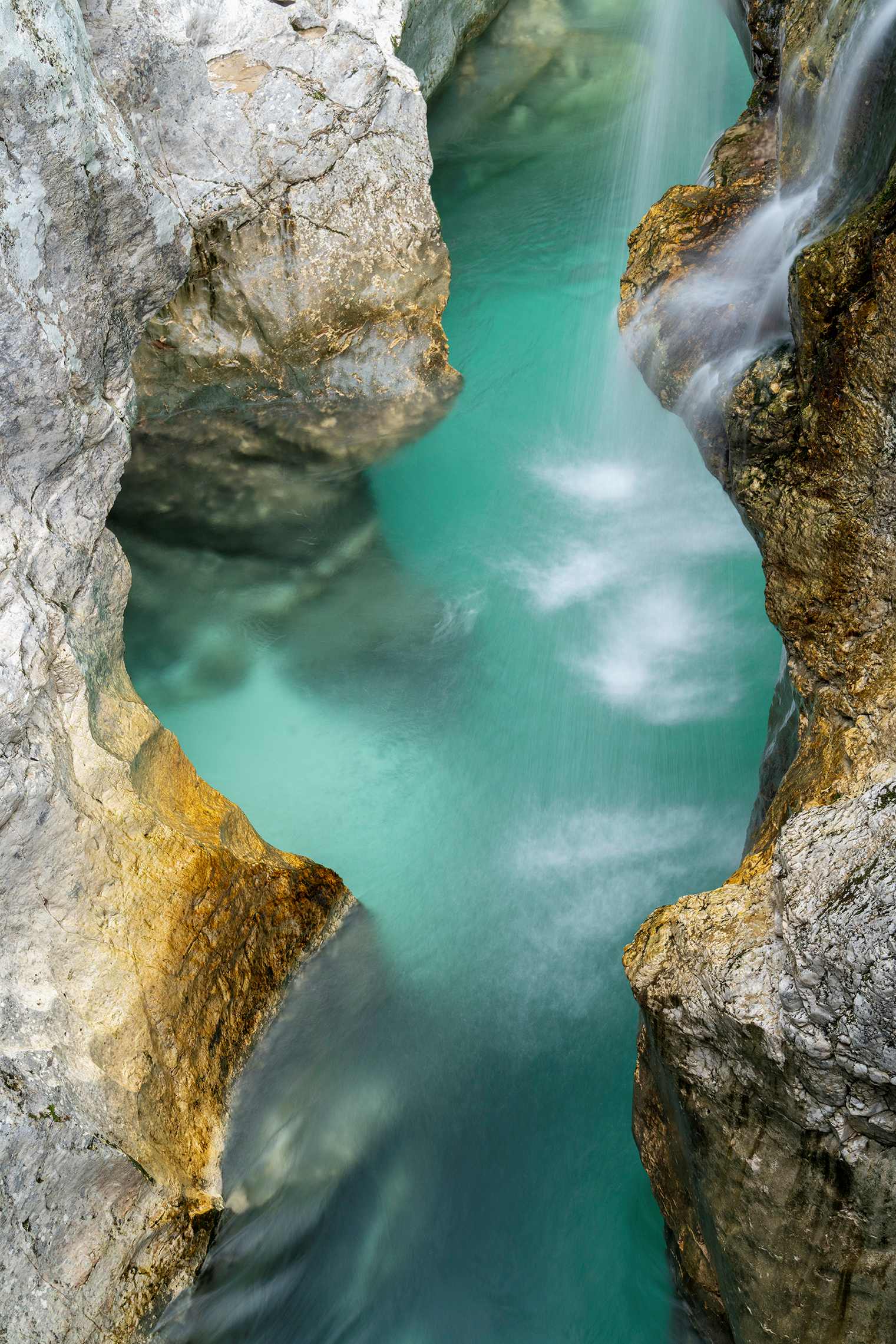 Ausstellung „Das Wasser der Alpen“ im Medienzentrum Passau